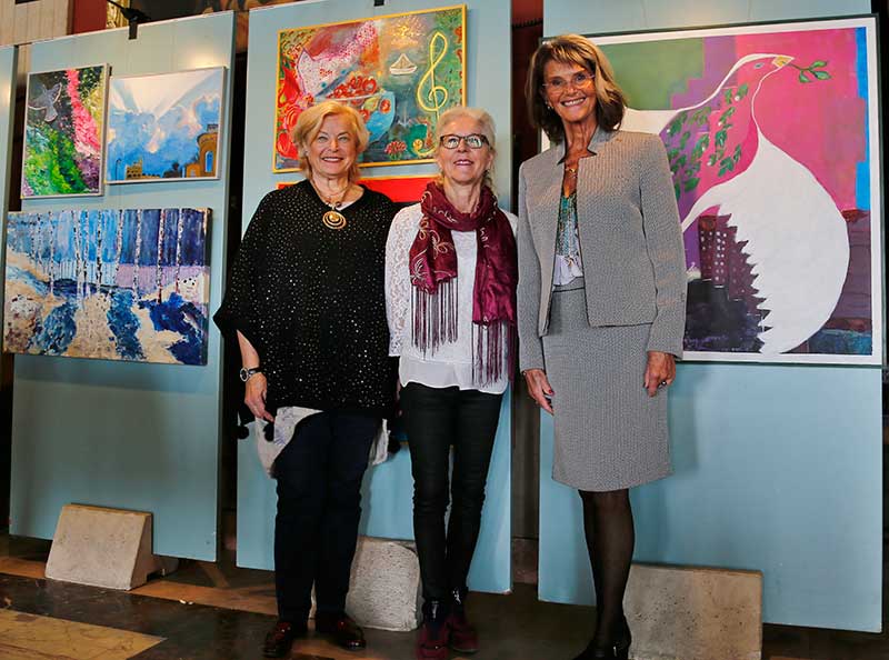 Luz  y pintura, el encuentro entre dos culturas