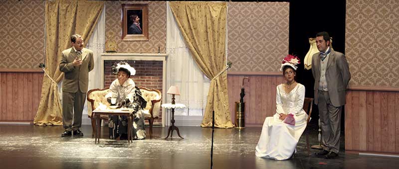 La importancia de llamarse Ernesto