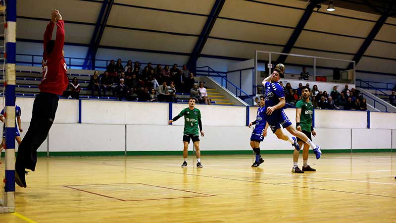 El Ilicar gana sin problemas ante el colista de la categoría