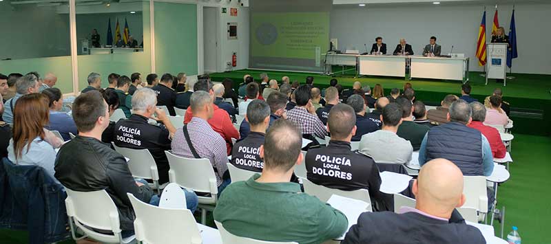 Éxito de participación y aportaciones en las I Jornadas de Mediación Policial de Torrevieja