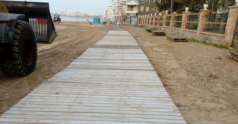 Pasarelas de acceso en las playas