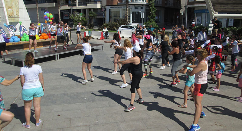 Baile y solidaridad  se unieron con ‘Xtromba’