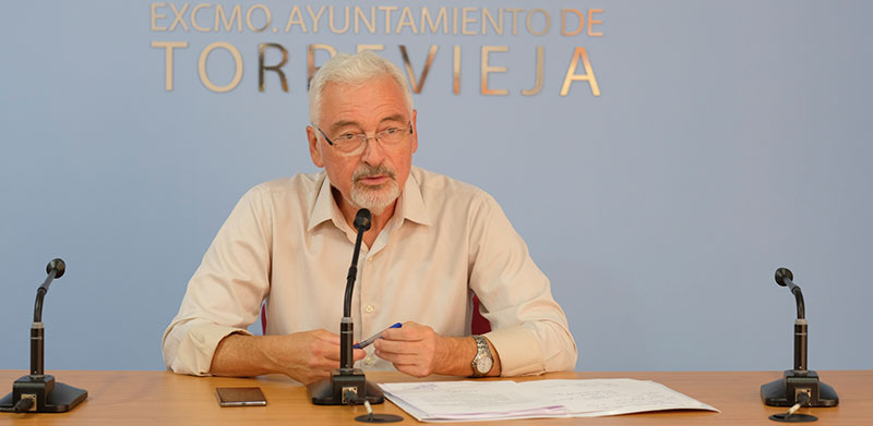 El alcalde reclama un funcionamiento eficiente y transparente de la EDAR