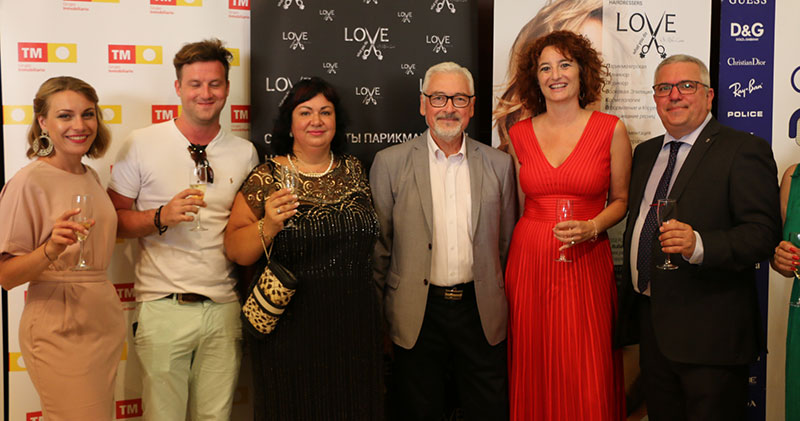 Periodistas y actores rusos descubren  la oferta turística de Torrevieja