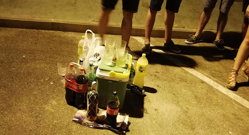 El GRO realiza un operativo para erradicar el botellón