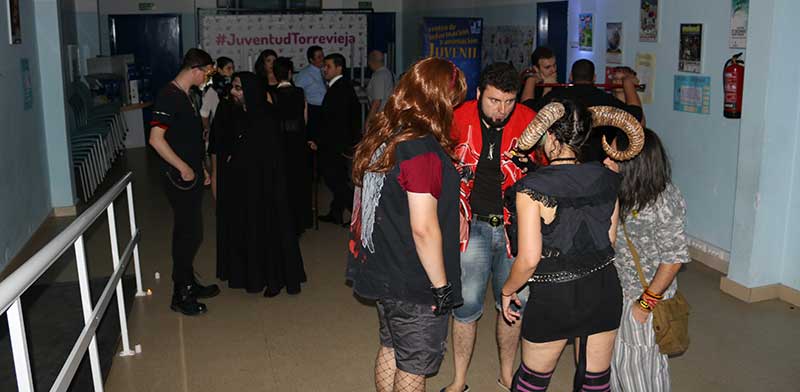 El mundo de los vampiros  toma Torrevieja