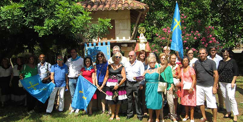 Los asturianos festejaron a La Santina