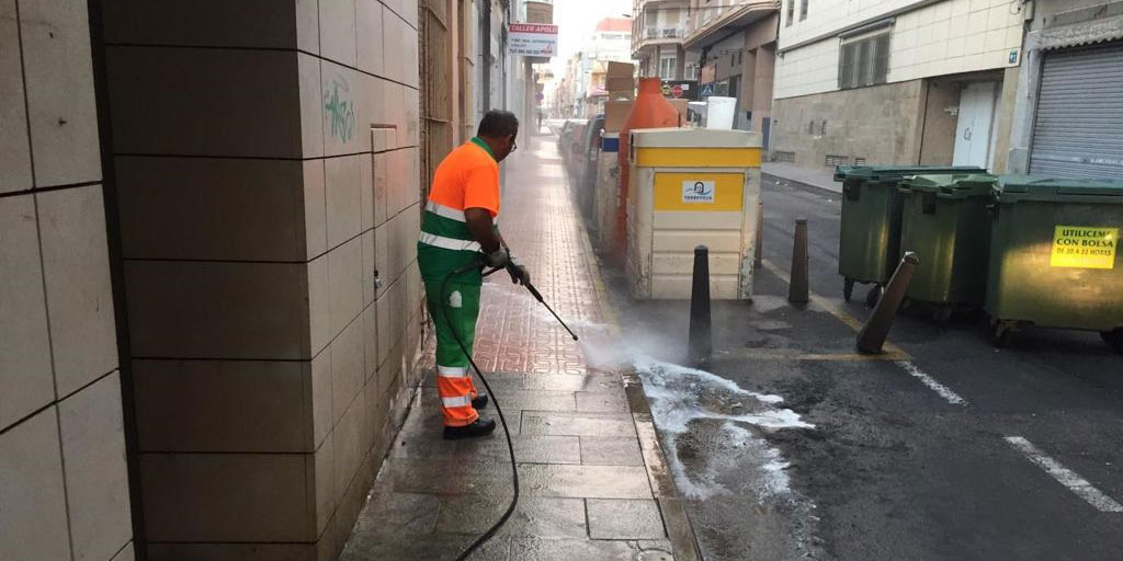 Comienza el Plan de Choque de Limpieza en todo el término municipal de Torrevieja