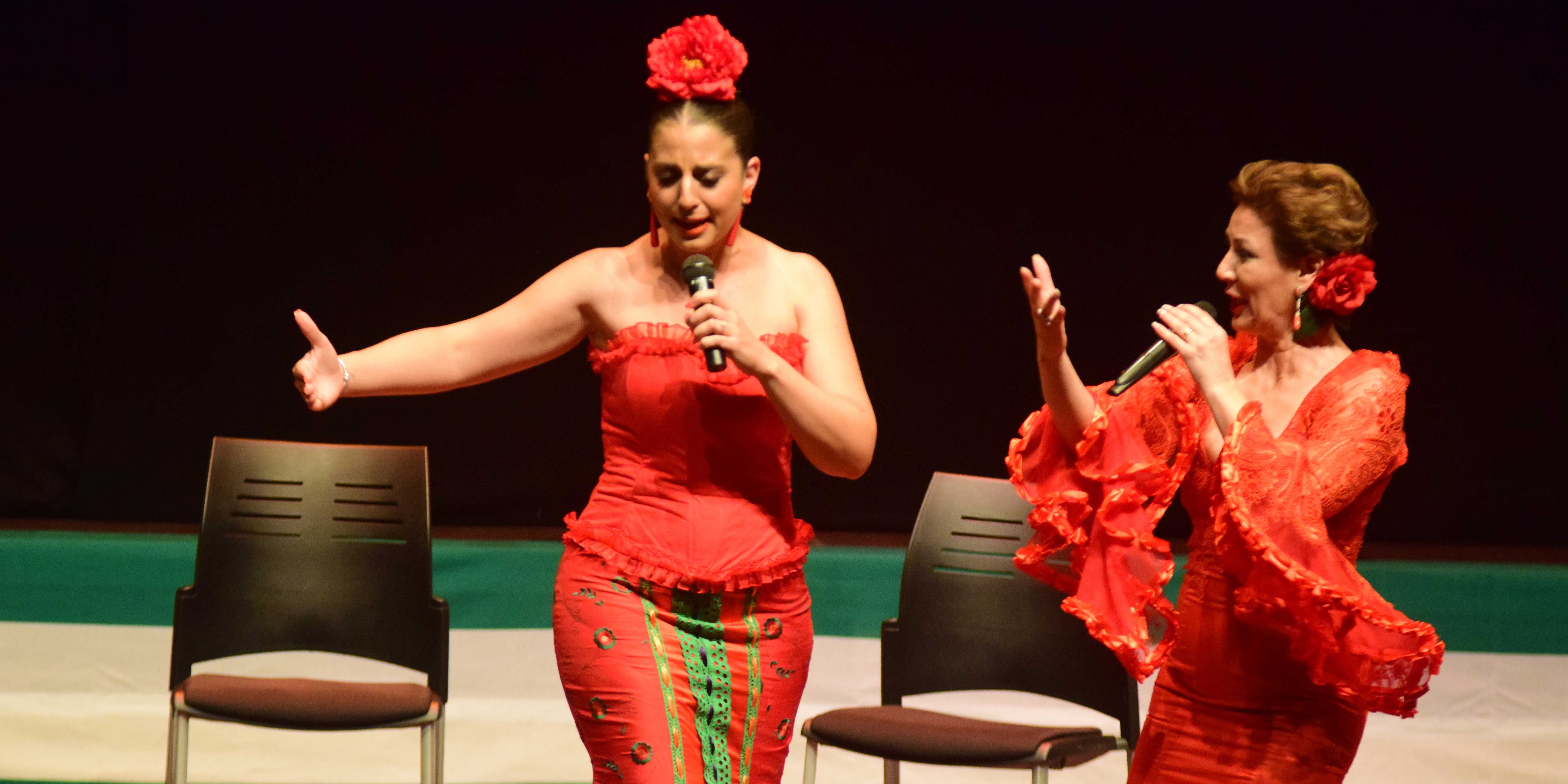 La Casa de Andalucía organizó el primer festival de verano