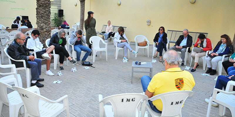 Música, teatro y pintura en la biblioteca municipal
