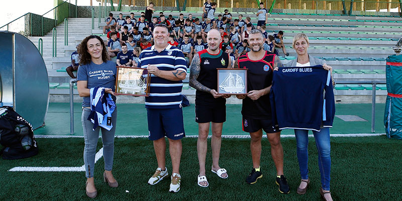 Más de 300 personas visitan Torrevieja en sus vacaciones deportivas