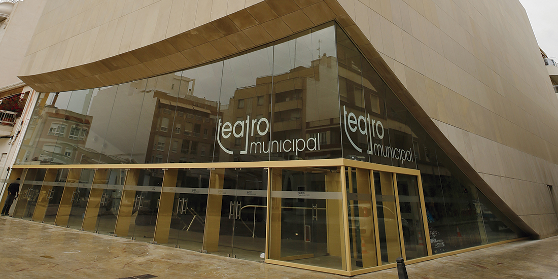 El Teatro Municipal vuelve  a reabrir sus puertas hoy sábado