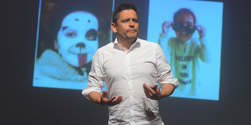 Saúl López ofreció una charla en la Escuela de Familias