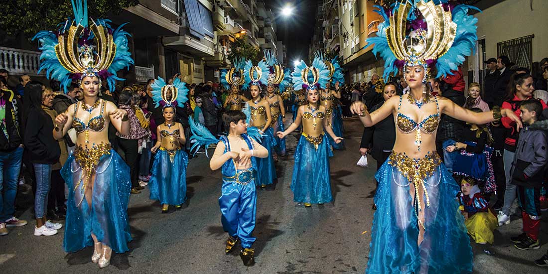 La noche se hizo carnaval