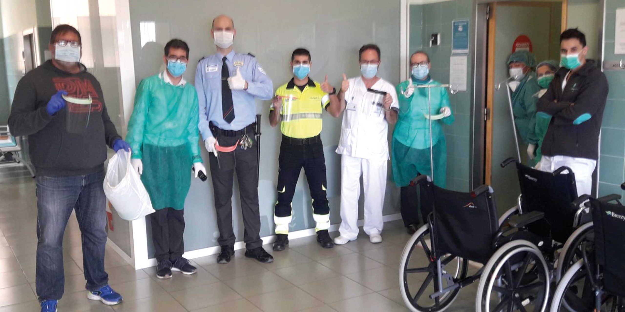 Aluvión de mascarillas artesanales realizadas por los ciudadanos