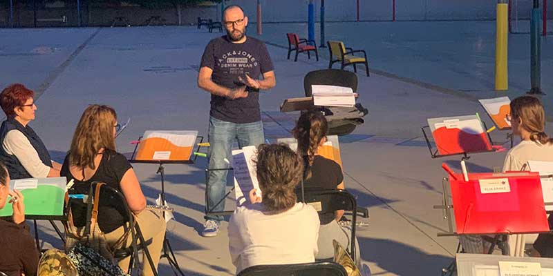 Los salerosos comienzan sus ensayos en el colegio Habaneras