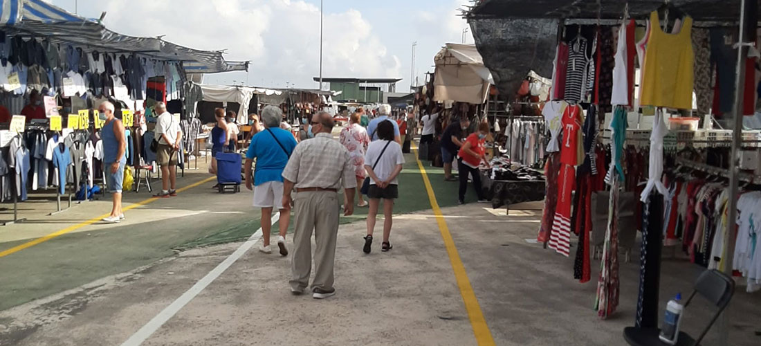 Abren 80 puestos más  en el mercadillo semanal de Torrevieja