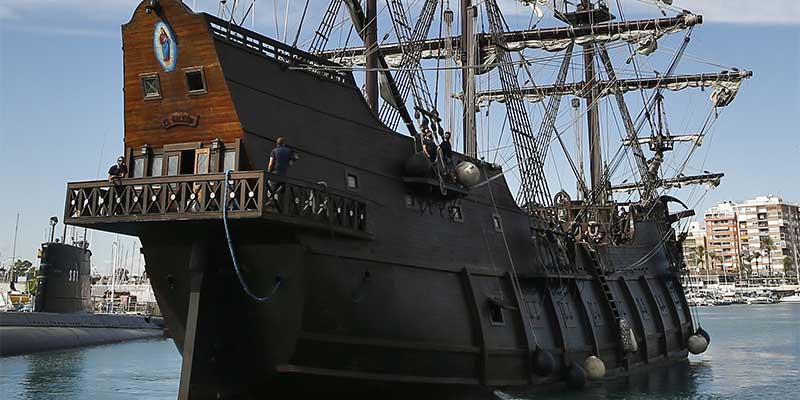 El galón Andalucía recibirá a los visitantes en el puerto hasta el día 2