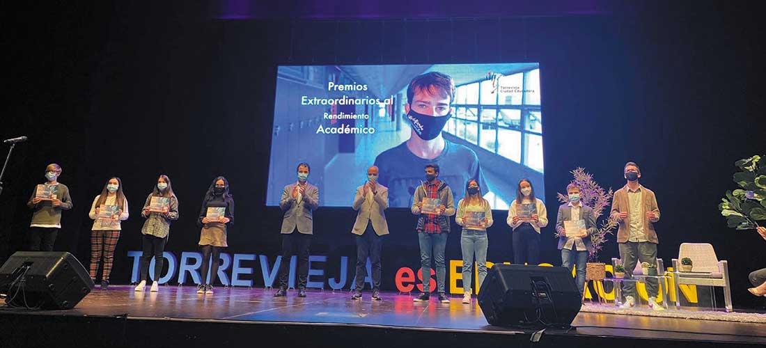 Torrevieja celebró una gala en el Día de la Educación