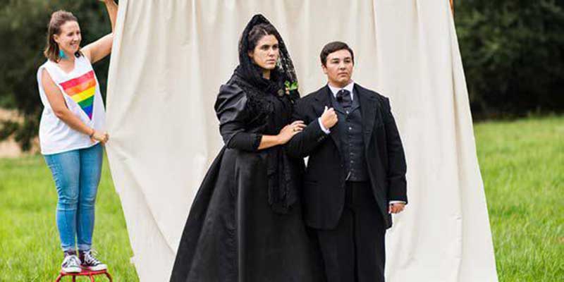 Esta tarde se representa la obra de teatro “Elisa y Marcela” en el Teatro Municipal