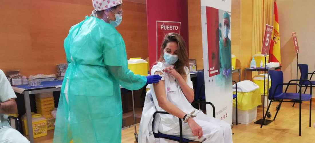 Ribera vacuna en tiempo récord a 3.000 profesionales en los centros que gestiona en la Comunidad Valenciana