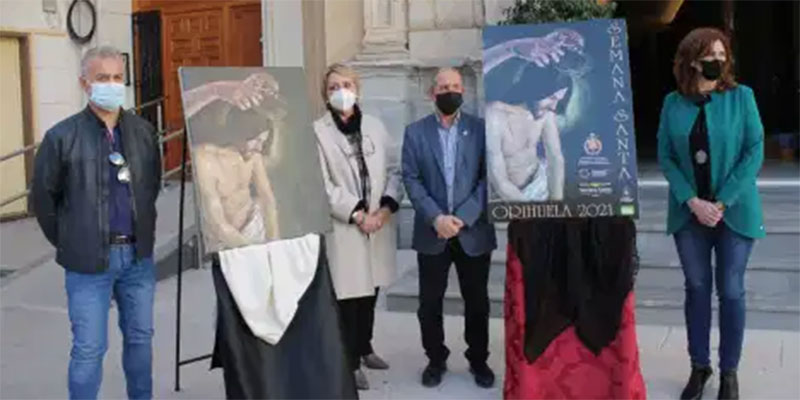 Víctor García autor del cartel de la Semana Santa de Orihuela