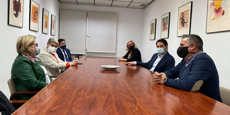 La Unidad Móvil “Colombia más cerca de ti” estuvo en Torrevieja del 19 al 21 de marzo para atender a sus conciudadanos