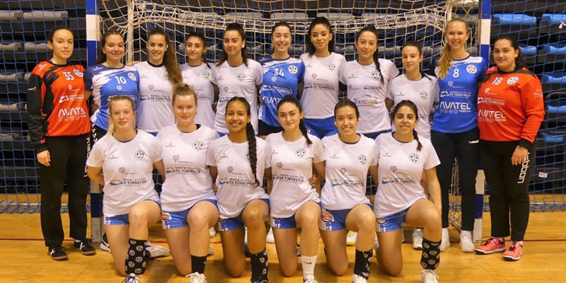 Torrevieja recibe al mejor balonmano nacional femenino en categoría juvenil