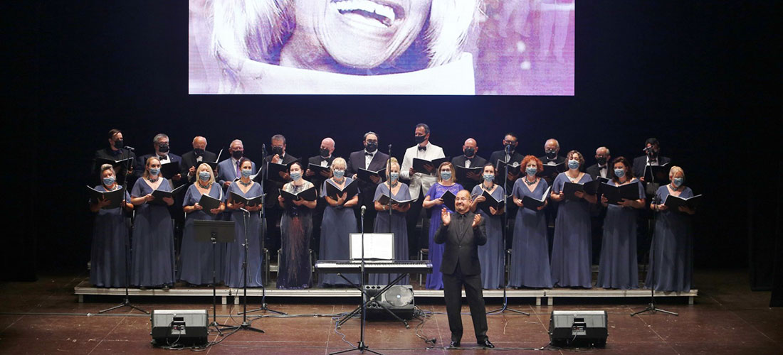 El mes de mayo llegó con un abrazo primaveral del Orfeón