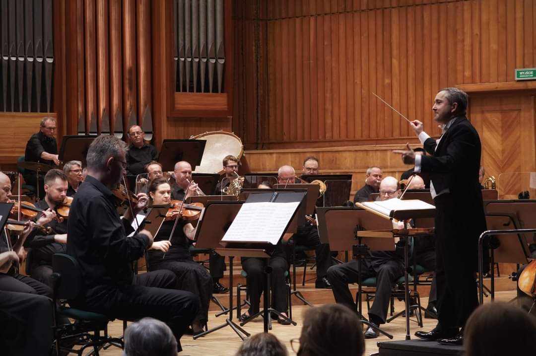 Éxito del director torrevejense, José Francisco Sánchez en tierras polacas