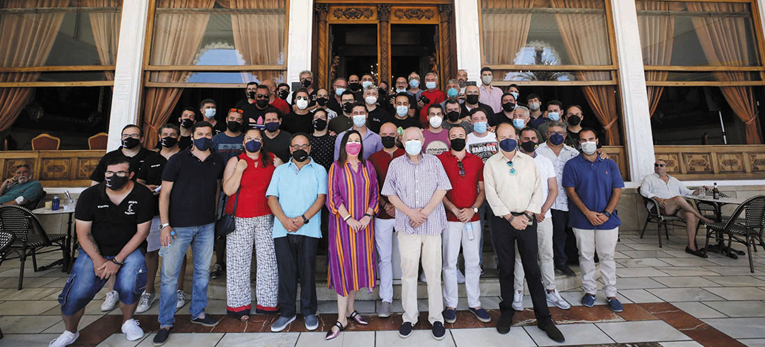 El Coro de Julio Pardo en la presentación  del III Festival de Carnaval