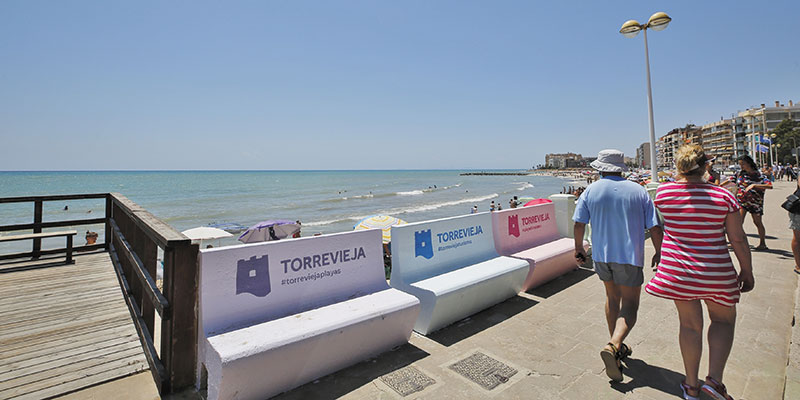 Una Playa llena de color