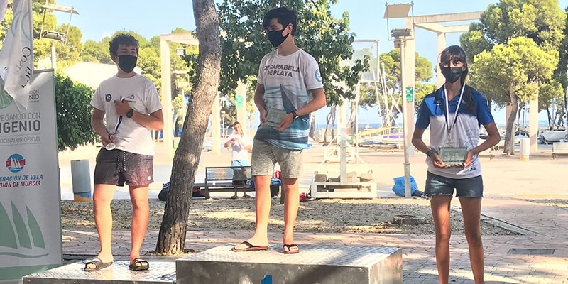 Vela: Marta Fructuoso, campeona femenina y tercera absoluta  en Los Alcázares