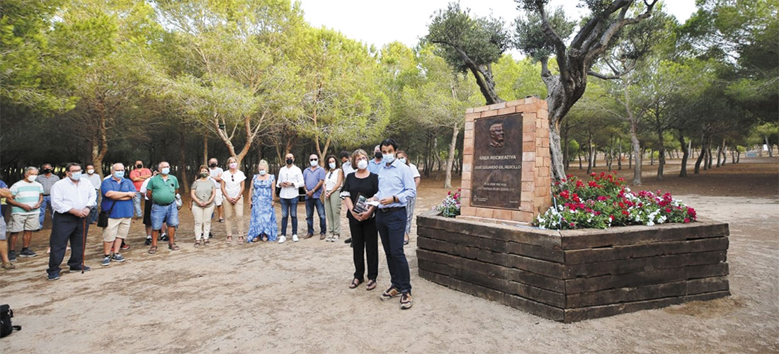 El Área Recreativa Municipal  “Lo Albentosa”  pasa a denominarse Área Recreativa  “José Eduardo Gil Rebollo”