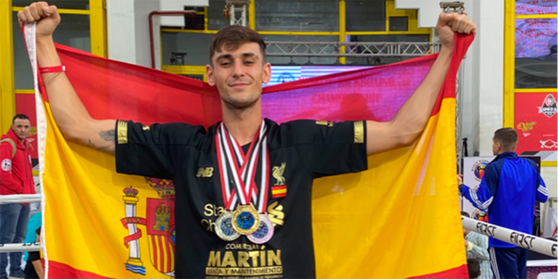 Germán Gómez Rodríguez, ganador de un oro y dos platas en el Campeonato del Mundo de Kick Boxing de El Cairo: “Es un desahogo cuando acaba todo y te levantan la mano”