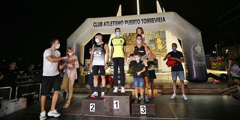 Trescientos cincuenta corredores participaron en la IV Legua Nocturna