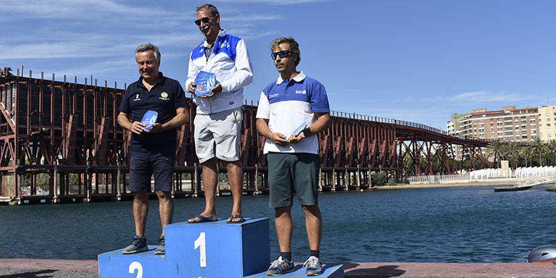 Guillermo Beltrí, campeón de España, y Juan Fco. Chumilla, bronce en Vela Radio Control Clase IOM en Almería