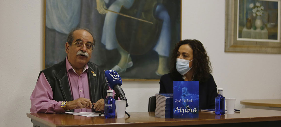 José Bañuls presentó su nuevo libro ‘Aljibia’
