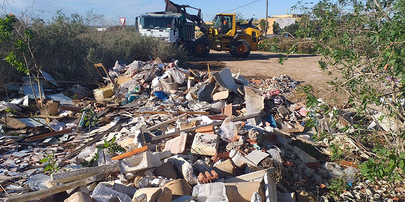 Aseo Urbano retira 260 toneladas de escombros en descampados