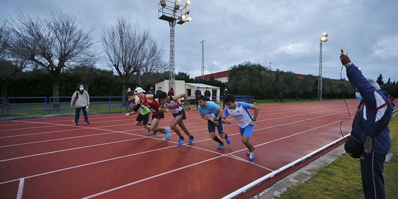 La lluvia no impidió los campeonatos provinciales de atletismo