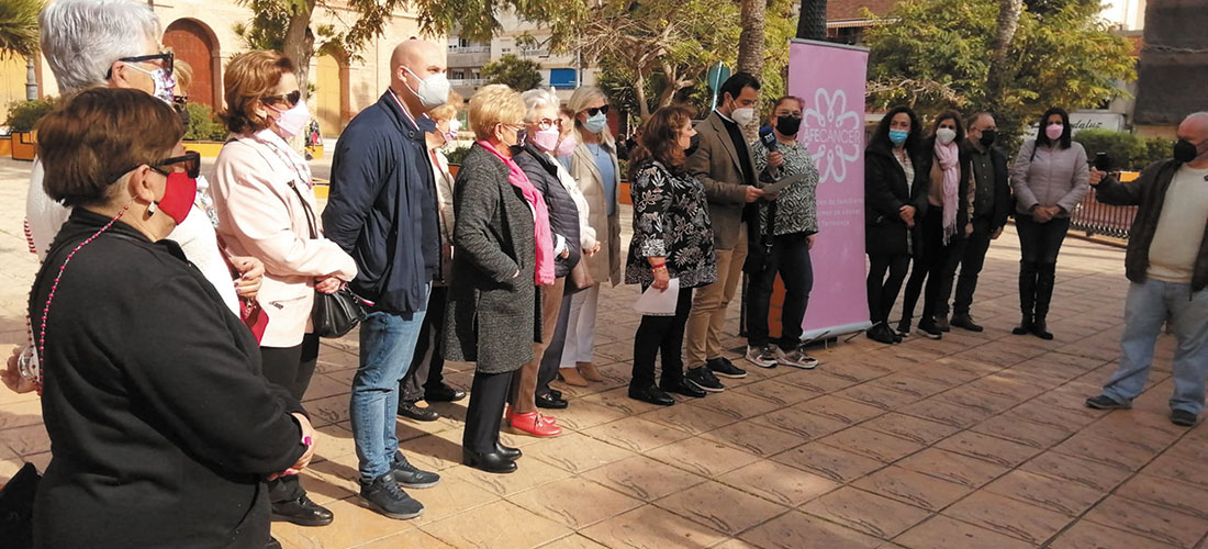 TORREVIEJA CONMEMORÓ EL DÍA MUNDIAL CONTRA EL CÁNCER