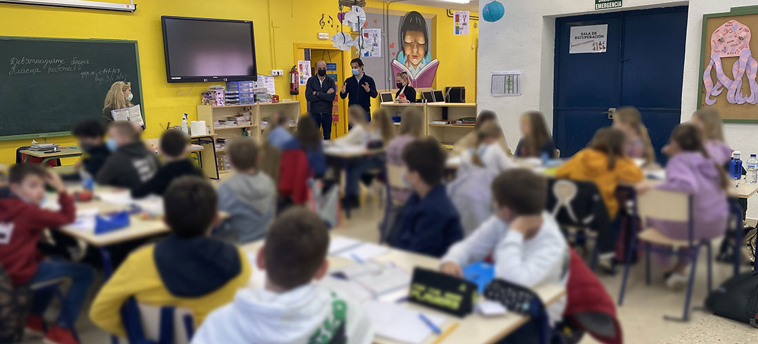 El colegio Salvador Ruso acoge a más de 250 alumnos ucranianos que reciben sus estudios reglados los sábados