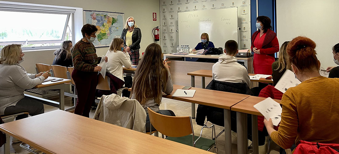 Comienzan los cursos de español para ciudadanos ucranianos