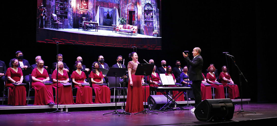 Brillante concierto de primavera del Orfeón