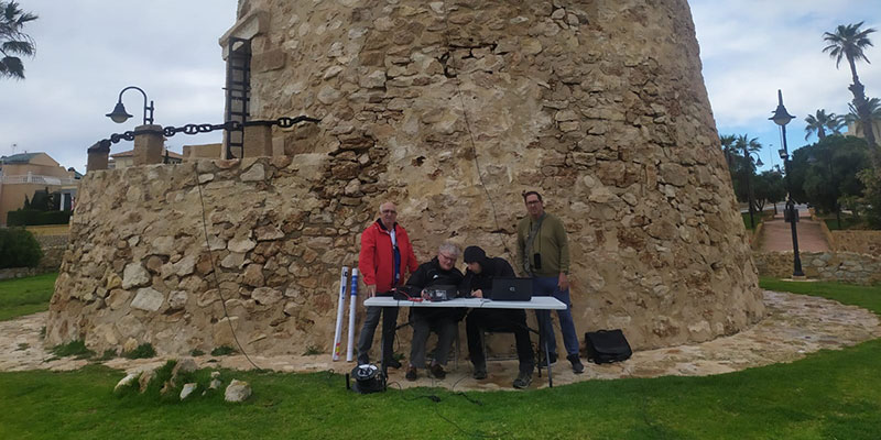 El Radioclub CQ Torrevieja da a conocer la Torre del Moro a más de 400 contactos de toda Europa