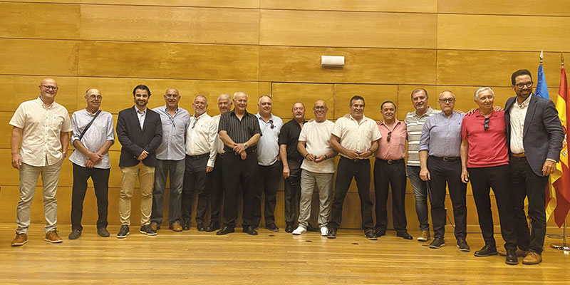 Reconocimiento a los funcionarios municipales jubilados en los últimos años