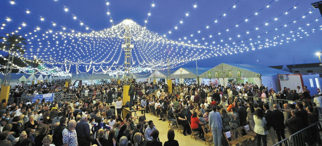 La Feria de Mayo reluce en el puerto con una gran acogida