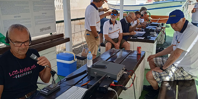 La Asociación Cultural CQ Torrevieja activó el submarino Delfín S-61