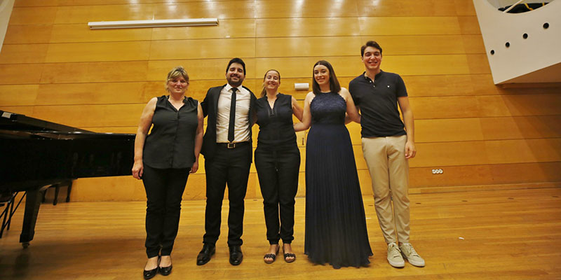 Los alumnos de canto y piano brillaron en un recital de fin de curso