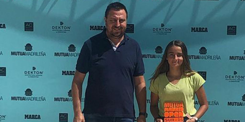 Charo Esquiva, campeona del Mutua Madrid Open sub-16 de La Nucía